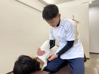 オクト整骨院/本格整体　【肩甲骨】