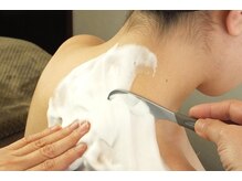 ブルースター(Blue Star)/プロの理容師によるシェービング