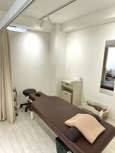ハリナチュレ 新宿店/施術室【美容鍼/小顔矯正】