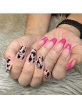 カットアンドスタイル クラウン(Cut & Style Clown)/ジェル/スカルプ/ネイル/横浜