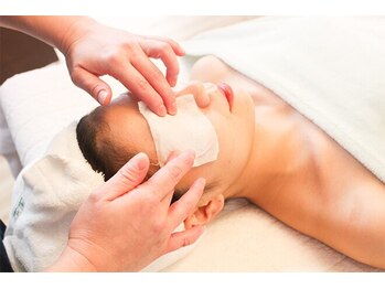 シュシュ(Chou Chou)の写真/【最終受け付け20時OK!!】癒しのナイトフェイシャルSTART♪時短でハリや弾力をもたらす光フェイシャル★