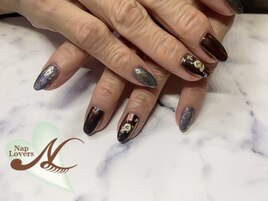 ブラウンミラーネイル