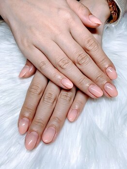 アムルーズ(Amoureuse)/ピンクベージュネイル♪