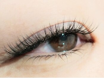 キロロ バイ アイラッシュアイリ(Kiroro by Eyelash Airi)/ボリューム・フラットラッシュも