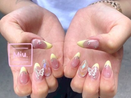 ミュー(Miu.)の写真