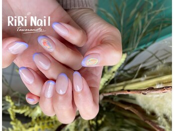 リリネイル(RiRi Nail)/ジェルフレンチにアート2本付き