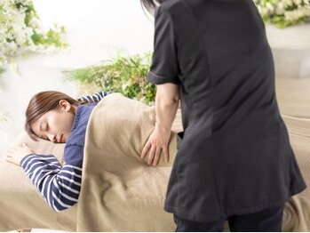 リフレイトの写真/初めての方にもおすすめ◎リンパ、もみほぐしなど多数有！お悩みに合わせた重点ケアで心も身体もスッキリ♪