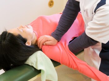 整体処みなもと/肩周りの調整