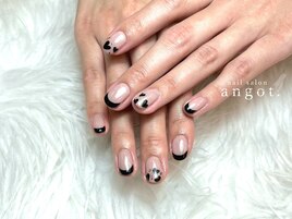 ブラックハートフレンチネイル