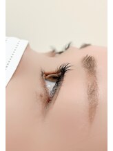 ボーンブライト(BORNBRIGHT)/