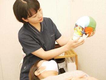 ふちゅう美容矯正院の写真/顔に触れない！押さない・揉まない・ゴリゴリしない！土台となる身体の歪みを改善するのが小顔への近道！！