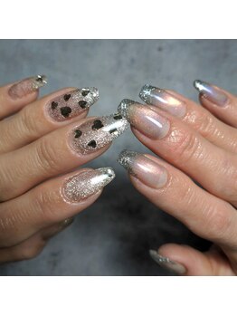 A'laise Nail【パラジェル/フィルイン導入店】/キラキラマグネット