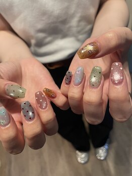 リリ ネイルアンドアイラッシュ(LiRi nail&eyelash)/カラフルネイル