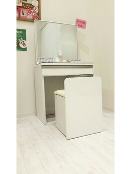 アイラッシュサロン ブラン イオン札幌元町店(Eyelash Salon Blanc)/ドレッサー♪♪