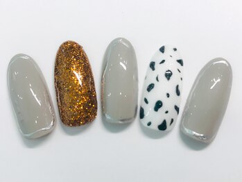 スリール(Sriel)/ハンド定額7980円