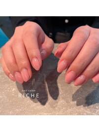 馴染みピンクのグラデネイル