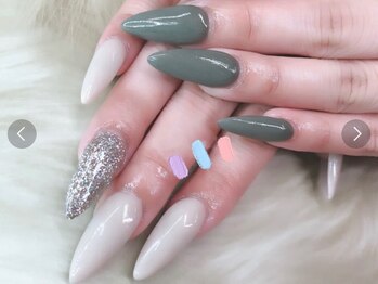 エル ヒヒ(L ヒヒ)/