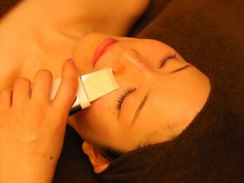 ユキネイル(YUKINAIL)の写真/気温や湿度による肌荒れにお悩みの方必見☆乾燥に負けない美肌作りを！正しいケアで潤い肌へ導きます♪