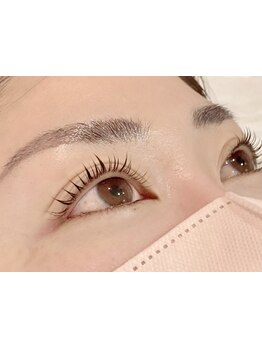 ナチュラル上品な目元にしたい