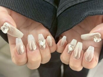 シオ 高円寺(sio.)の写真/【パーツ込お任せ-120min-¥9500】チップ&スカルプで長さだし!爪が弱い方,深爪さんも映える美フォルムに♪