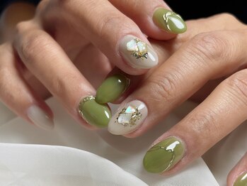 サロンドフォーエイチ(salon de 4H)/シアー感を残した秋のピスタチオ