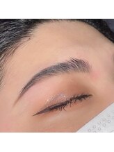 ヌナ(nuna)/ハリウッドブロウリフト