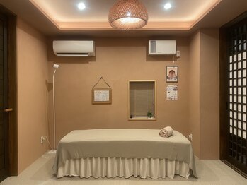 ツーアップ(2up)/店内