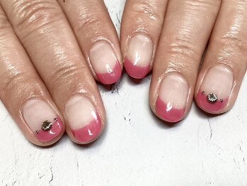 パラジェル登録サロン バランス シンプルネイル&アイラッシュ 新田東店(balance)/夏カラーフレンチ