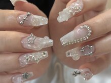 リグナル リット(Lignal.liit)/ミルキーホワイトごてごてネイル