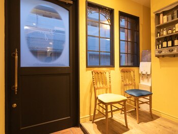 レジェ(Leger)/■待合室