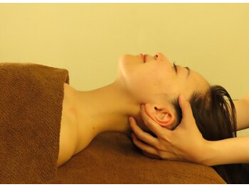 グランシャリオ(GrandChariot)/#ネックストレッチ#睡眠の質向上