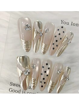 アイリナス(AILLYNAS)の写真/魅せる指先に。大人可愛い×華やかネイルが叶う実力派サロン♪