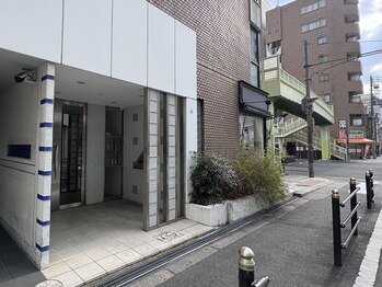 トレス(Tres)/大阪上本町駅から徒歩4分