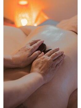 フェリーチェ(Felice)/体の芯から温まるホットストーン