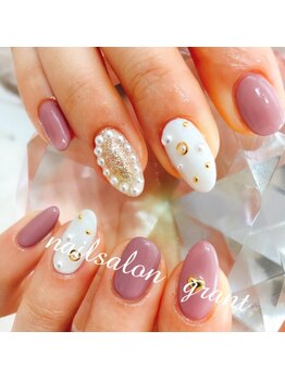 グラント(NAIL SALON&SCHOOL grant)/パール囲みネイル