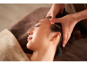 アヌエヌエ(Anuenue)/癒しの炭酸ドライヘッドスパ♪