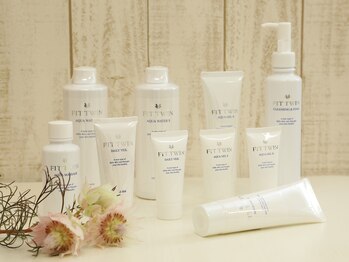 シェミー(CHEZ MEE)/≪フィットツイン≫取扱い化粧品