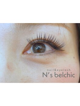 ボリュームのある目元にしたい