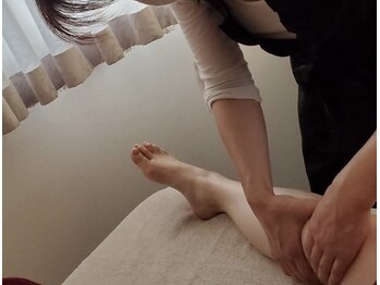 プライベートサロン からん/膝周りの硬いところ痛いですよね