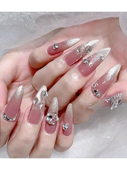 クイーンズビューティーサロン 新宿本店(Queen's beauty salon)/チップ長さだしやりつけ放題