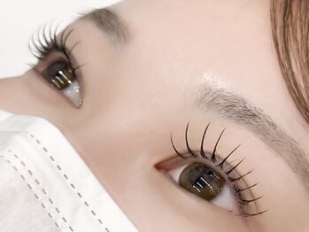 ワンディバイサンバレー(1d by sunvalley)の写真/“とにかく長持ちさせたい!”という方にLEDエクステ♪瞬時に硬化し直後の洗顔も可能◎モチにお悩みの方に!