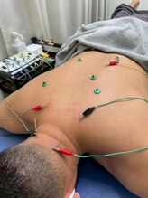 エウーゴ整骨院/肩こりさんにはパルス通電♪