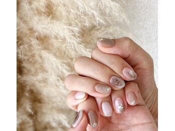 モアニネイル 岡山駅前(Moani Nail)/ニュアンス定額デザイン￥7,900