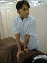 湘南健康カイロプラクティック 伊勢原店/骨格矯正施術風景