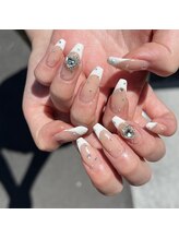 グラマラス アンジェアイ 荻窪店(glamourous ange eye)/白フレンチネイル