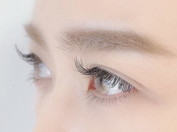 ララアイラッシュ(lala eyelash)の写真/次世代マツエク★LEDエクステ】持続力は通常の約1.5倍～2倍！最新技術で今までにない美しい仕上がりに！