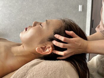 ルー ハナレ 神戸岡本 摂津本山店(Luu HANARE)/ヘッドスパで頭皮から引き上げ