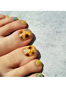 カフー(Kafuu)/ひまわりネイル