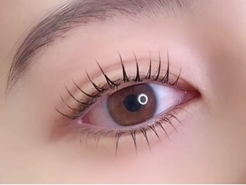 ミラ 新宿西口店(mila.)の写真/抜群のデザイン力で似合わせまつげパーマ/マツエク/眉毛はおまかせ★[まつげパーマ/マツエク/眉毛/新宿]
