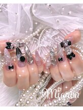 ミニョン 新宿(Mignon)/甘辛ネイル♪